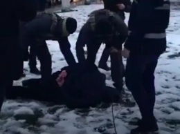 Должностные лица полиции крышевали наркобизнес на Кировоградщине