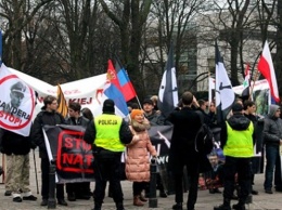 Сенат Польши сегодня возьмется за законопроект с запретом "бандеризму"