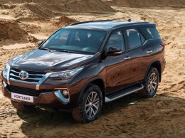 Toyota Fortuner стал намного дешевле