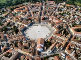 Пальманова: как выглядит симметричный город-крепость в Италии