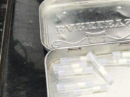 В Кривом Роге дилер признался «копам» сколько особо опасного наркотика хранит при себе (ФОТО)