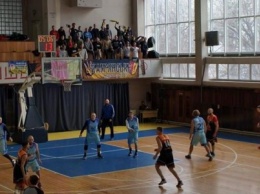 В Каменском прошел областной турнир по баскетболу