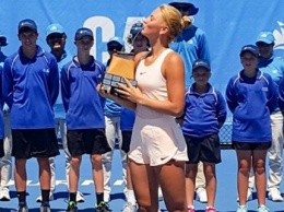 15-летняя украинская теннисистка выиграла взрослый турнир в Австралии