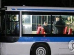 Ким Чен Ын покатался по ночному Пхеньяну на троллейбусе