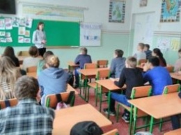 На Херсонщине прокурор провел беседу со школьниками