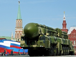Ядерная гонка вооружений: Россия поставила мир на грань войны