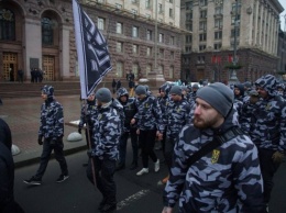 Штурмовики Билецкого объявили призыв вооруженных боевиков