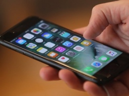 Apple запустила официальную программу ремонта iPhone 7