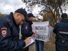 «Суд» в Крыму отклонил все апелляции участников одиночных пикетов (ВИДЕО)