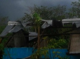 На Индонезию обрушился мощный ураган, есть погибшие