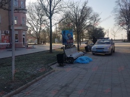 В центре Бердянска обнаружен труп мужчины
