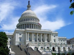 В США приняли новый временный бюджет до 23 марта