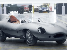 В Париже показали возрожденный Jaguar D-Type