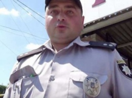 Полицейского, удравшего от "Дорожного контроля", перевели (видео)
