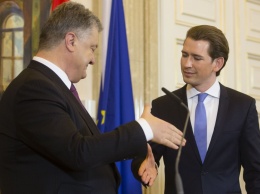 Порошенко пригласил австрийцев управлять украинской ГТС