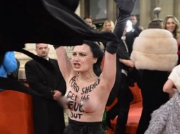 Активистка Femen