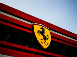 Видео: В Ferrari успешно провели запуск двигателя