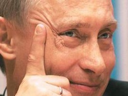 "Полная деградация и уродство": Реакция Путина на скабрезный анекдот возмутила соцсети