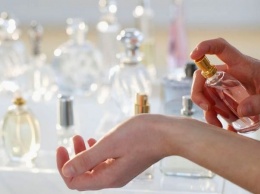 Как продлить стойкость любого парфюма: 7 хитростей, о которых молчат консультанты в магазинах