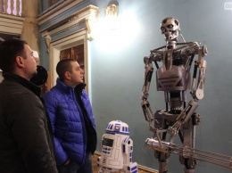 В Запорожье открылась выставка роботов и трансформеров в полный рост