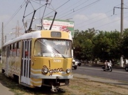 В одесском трамвае девушке выдали рекордную пачку билетов за проезд (ФОТО)