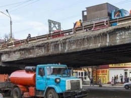 Завтра на Шулявском мосту частично ограничат движение