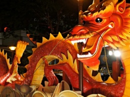 Харьковчане смогут сфотографироваться с 14-метровым китайским драконом и львом