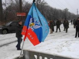 Блогер: В "ЛНР" чиновников, пойманных на использовании украинских сим-карт, увольняют