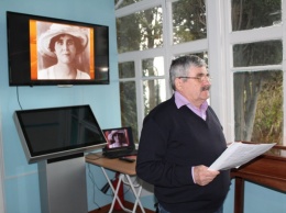 В Алуштинском литературно-мемориальном музее представили выставку, посвященную Христине Сергеевой-Ценской