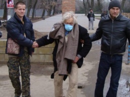 В Одессе нашли старика, которого родные посадили в поезд и отправили с глаз долой (ФОТО)