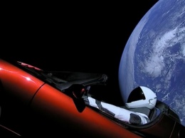 Отправленная в космос Tesla может упасть на Землю