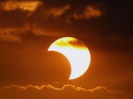 Солнечное затмение 15 февраля: удивительные фото