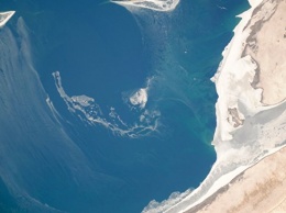 Российский космонавт показал фото "катастрофически высохшего" моря
