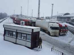 Россия не пускает грузовики с территории Харьковской области