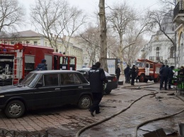 «Горячая» Одесса: очередной пожар в кафе на Дерибасовской