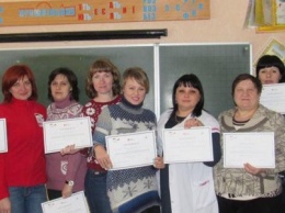 Медики и педагоги Мирнограда получили сертификаты участника тренинга «Перша домедична допомога»