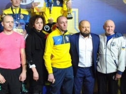 Херсонские боксеры заняли первое место на чемпионате Украины