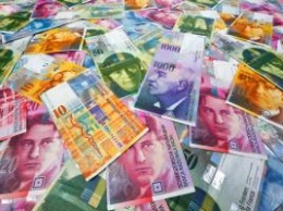 Полиция задержала мужчину, который в Мукачево сдавал фальшивые деньги в обменных пунктах