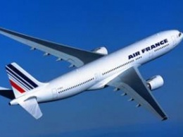 Air France отложила половину дальних рейсов из Парижа