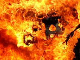 В Одессе сожгли внедорожник BMW