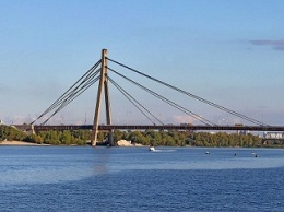 В Киеве больше нет Московского моста