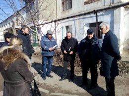 В этом году городские службы обещают отремонтировать канализационную сеть жилых домов по ул. 4 Слободской