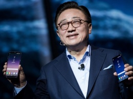 Глава Samsung Mobile: Мы не копировали идеи Apple