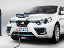Китайская компания показала новый электромобиль JAC iEV A50