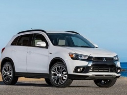 У автомобилей Mitsubishi ASX протекают лобовые стекла