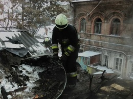 В Днепре во время ликвидации пожара спасли женщину