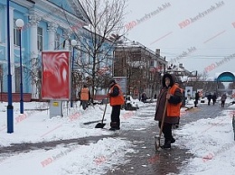 В Бердянске планируют увеличить финансирование работы дворников