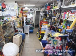 В Николаеве продавец-стажер похитил дневную выручку магазина и сбежал в Подольск