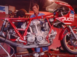 Скончался Рино Каракки: человек, который был буквой «R» в слове Ducati