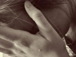 "Дело приказали замять": В Енакиево мама изнасилованной и убитой девочки начала получать угрозы
